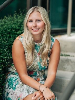 Meet your Posher, Haylie